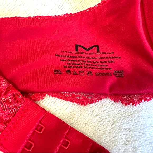 Maidenform Plunge Push-Up Lace Bra - Picture 5 of 6